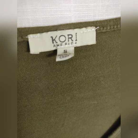 Kori America Long Sleeve Multicolored High Low Rayon Blend Top-Size: Small - Picture 3 of 3